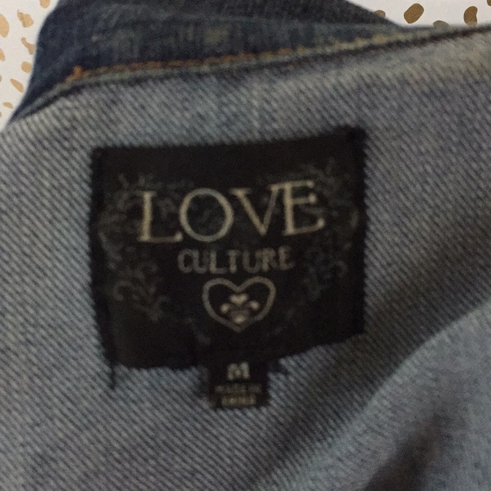 Love culture denim jacket size medium - Picture 4 of 4